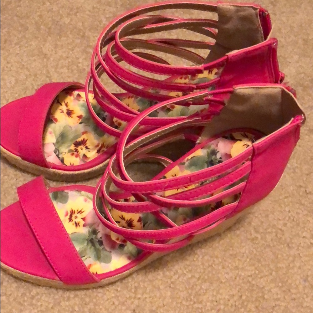 Wedges - Picture 3 of 4